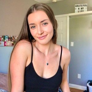 Meet your Posher, Kassidy